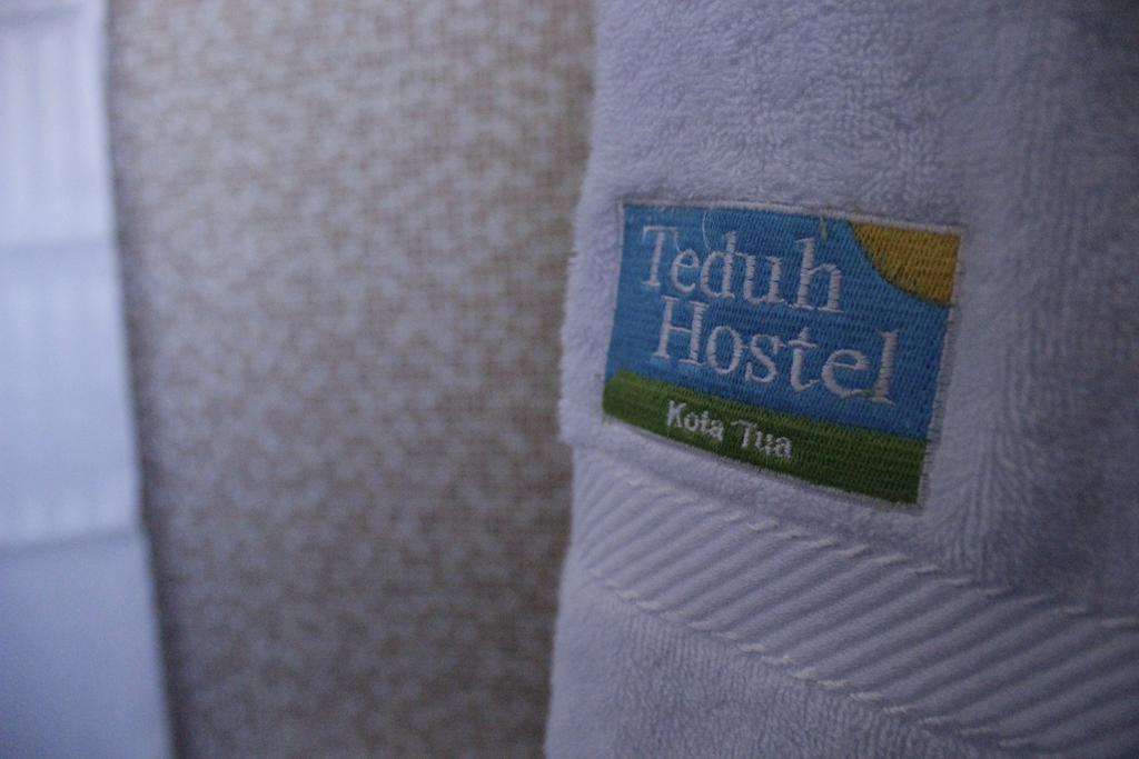 Teduh Hostel Kota Tua Jakarta Værelse billede